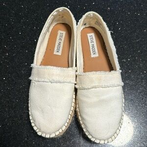 White steve madden shoes